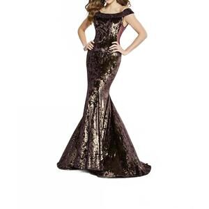 NEW PANOPLY women's prom dress in eggplant